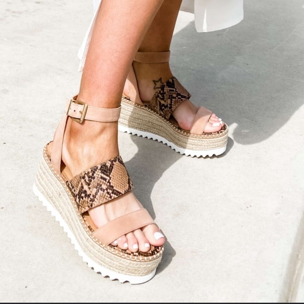 Crown Vintage Daylen Platform Snakeskin Espadrille Leather Wedge Sandals